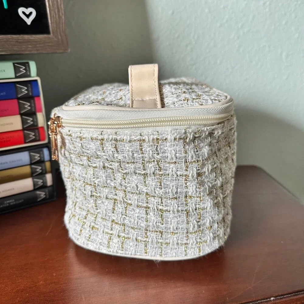 Tweed Cosmetic Bag in Plaid Pattern - NWOT